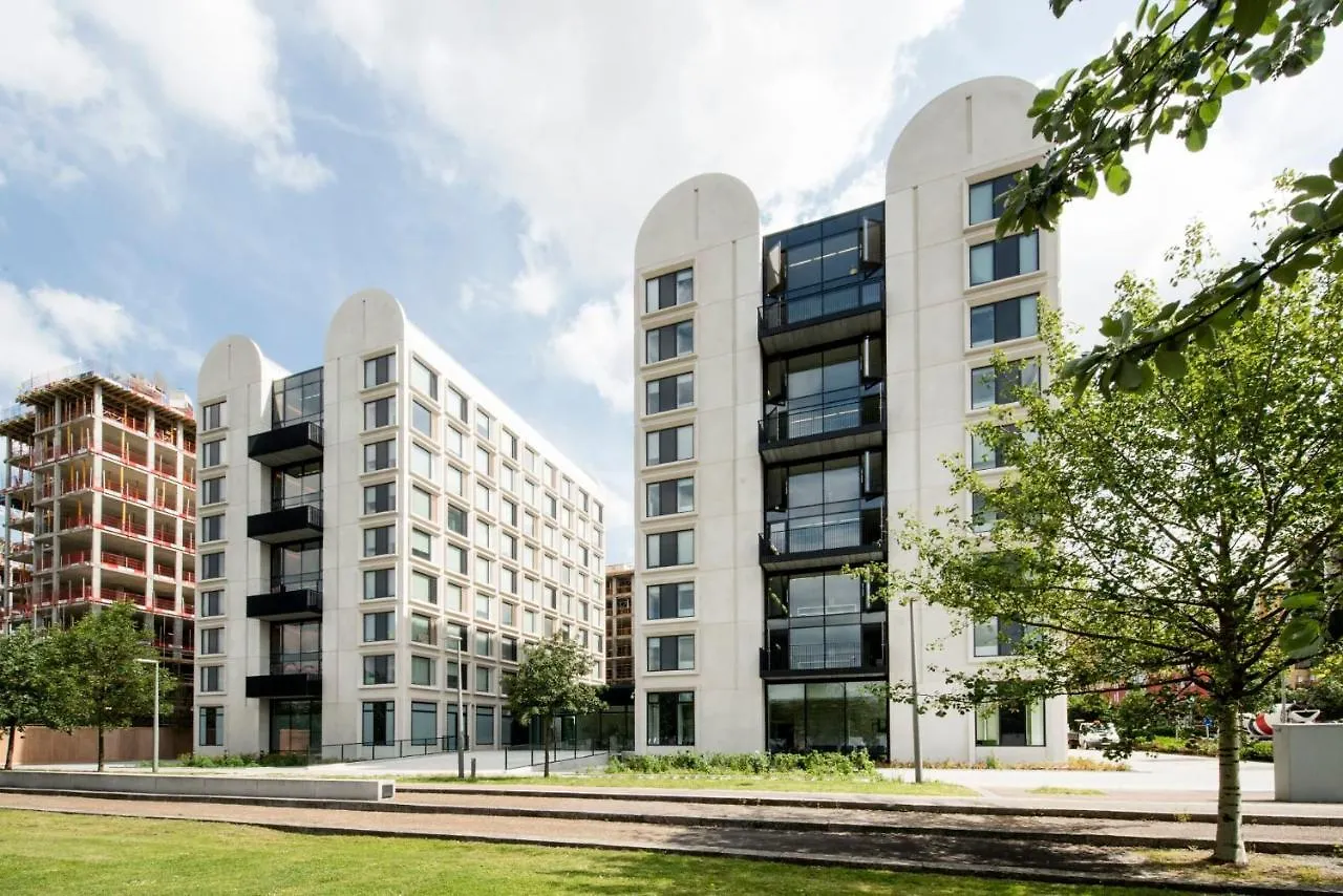 For Students Only Spacious Studio Apartments At Flinders House Located In London