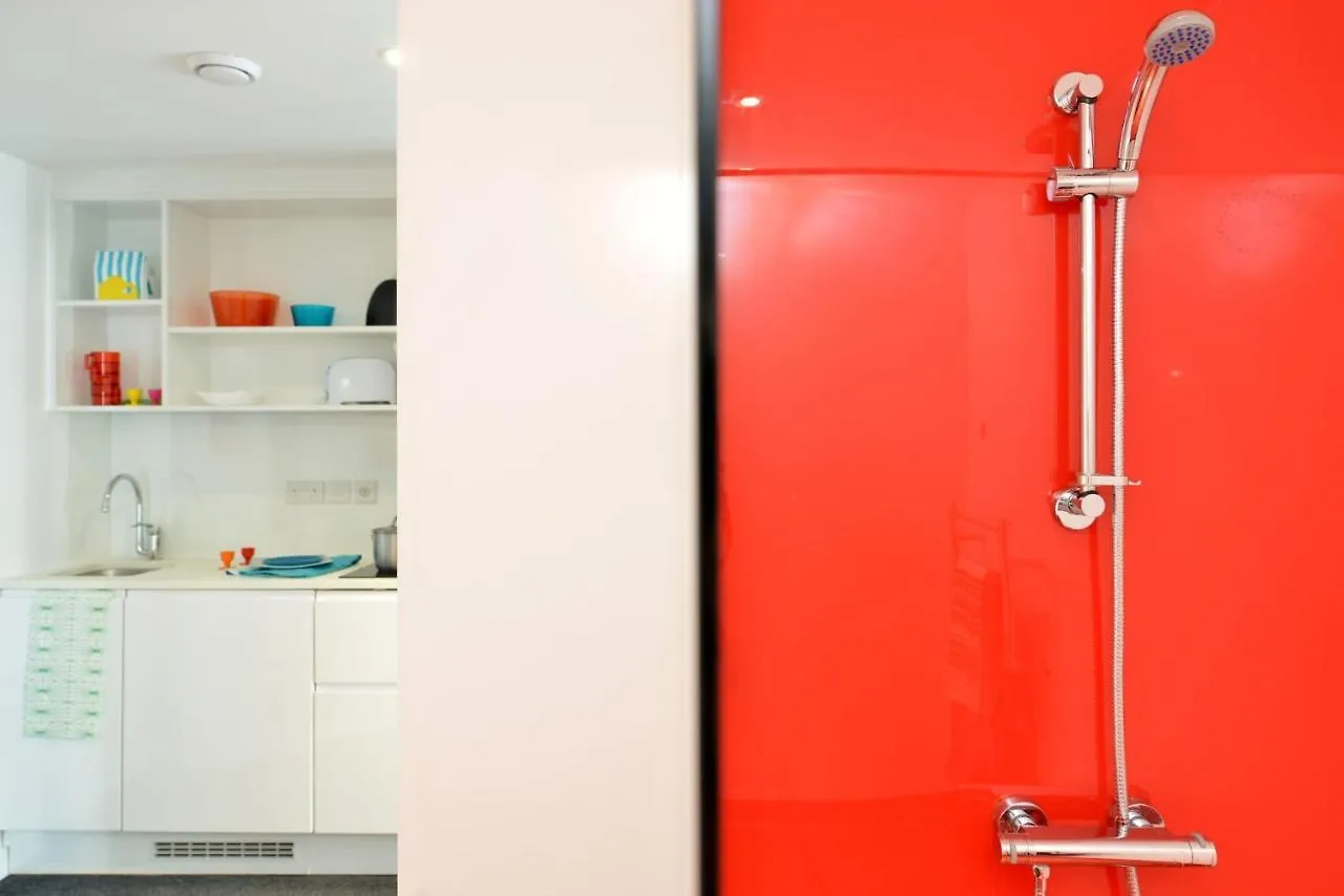 For Students Only Spacious Studio Apartments At Flinders House Located In London 0*,